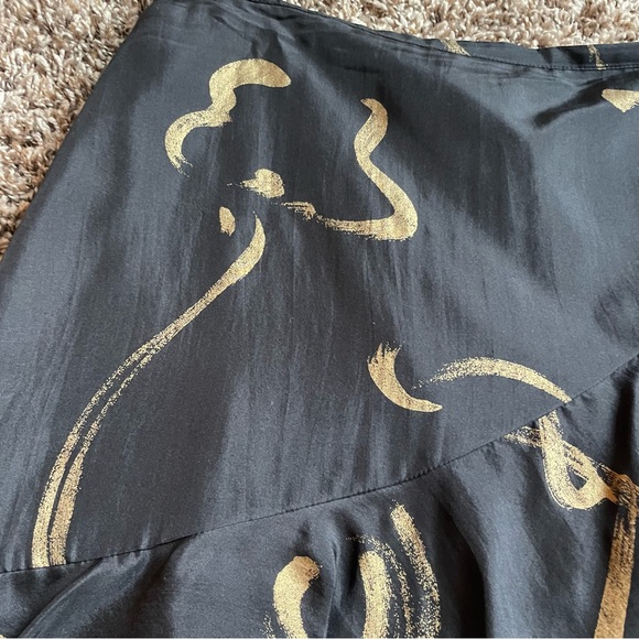 Ralph Lauren Black and Gold Silk Skirt - 8 - Picture 4 of 5